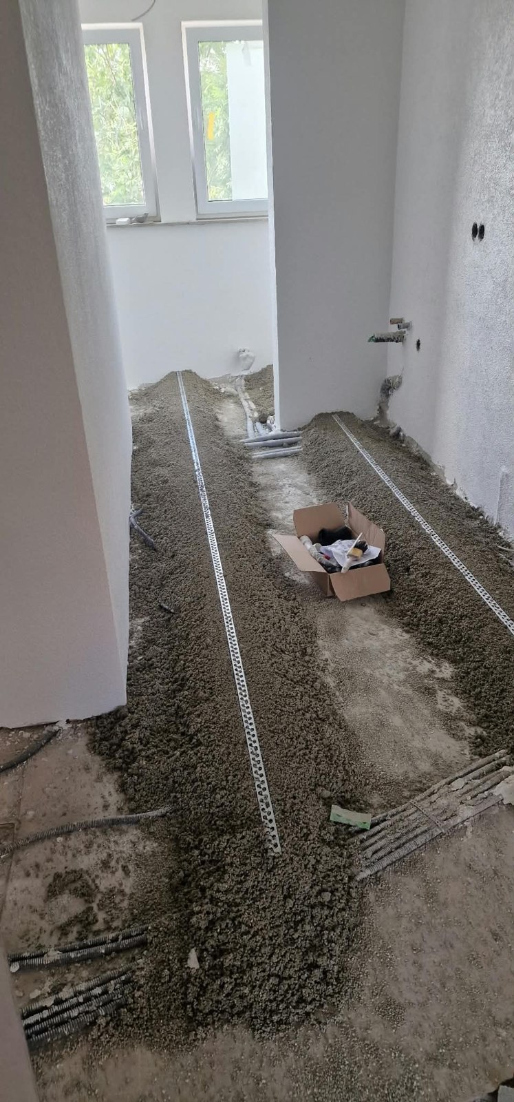 Vorbereitung mit Ausgleichsschüttung für den Trockenestrich